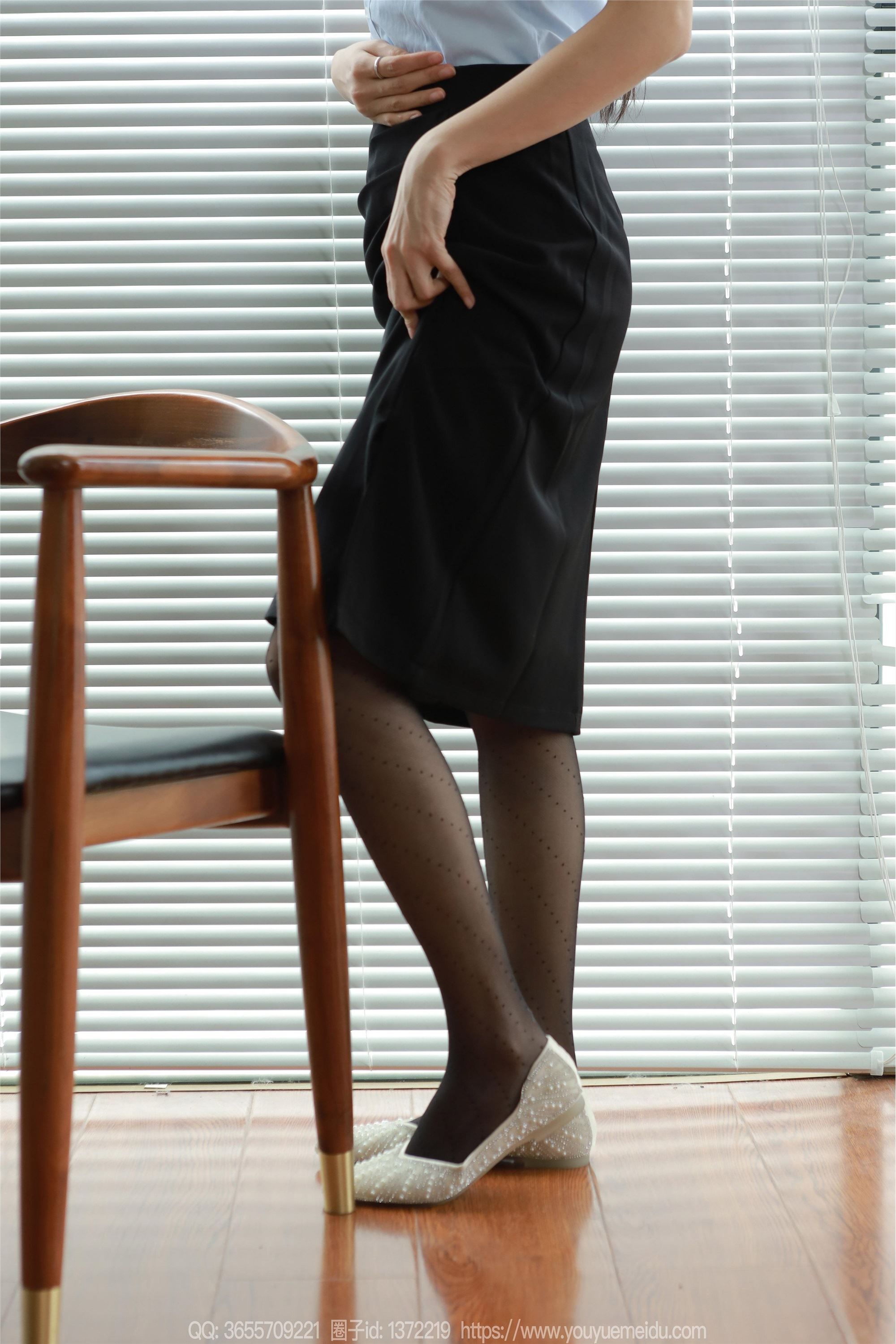 IESS异思趣向  2024.06.12 丝享家 1766 小宝《迷人波点》